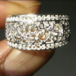 Women's Unique Vine Design Ring